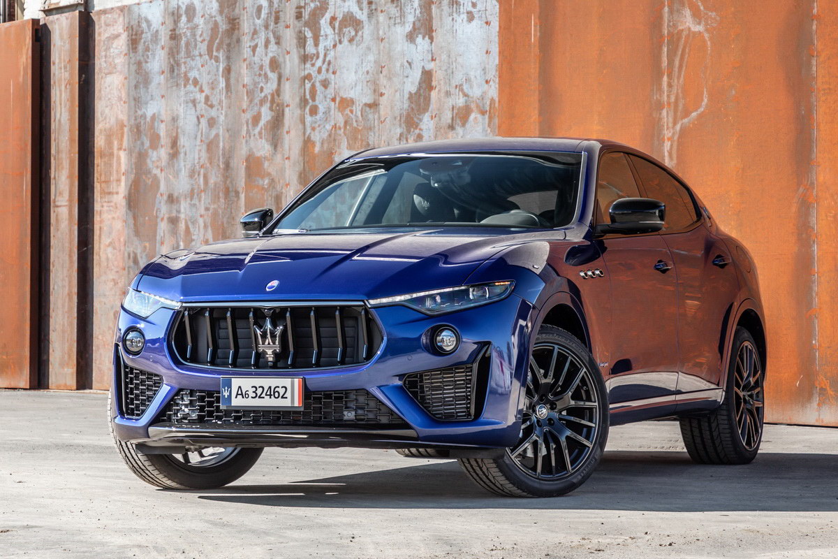 Обновленный спорт-кроссовер Maserati Levante 2022 - старт продаж в Беларуси