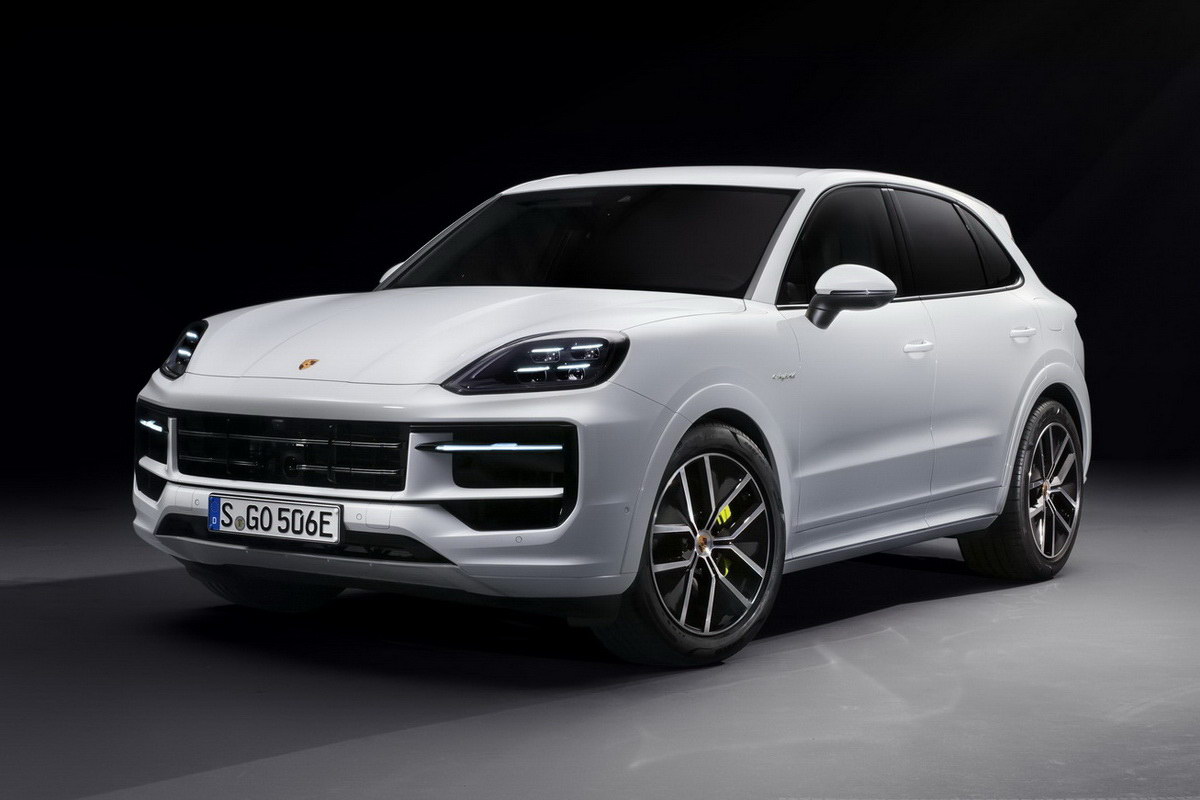 Стоковые фотографии по запросу Porsche cayenne